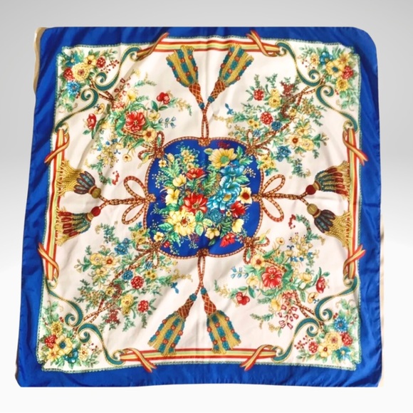 Vintage Neck Scarf Tassels and Flowers Print Square Neckerchief 31x31” - Picture 1 of 7